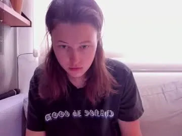 NARIO_18KIN – webcam model profile photo Image 3