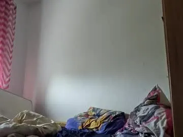 kryptoni18435 – webcam model profile photo