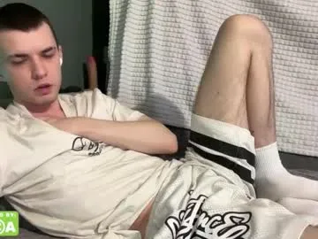 boysdeluxemilitary – webcam model profile photo Image 16
