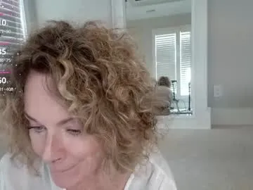 Lililth_Capri77 – webcam model profile photo Image 11