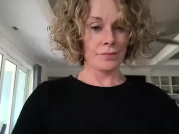 Lililth_Capri77 – webcam model profile photo Image 19