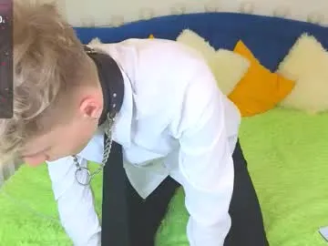 Yo155 – webcam model profile photo Image 10