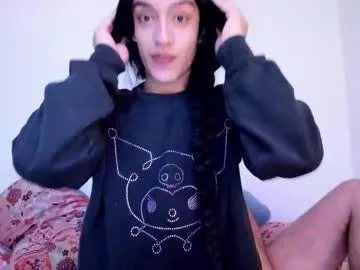 ChloeDevine – webcam model profile photo Image 13