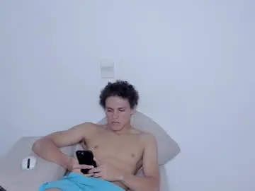 LaraOlsen – webcam model profile photo Image 6