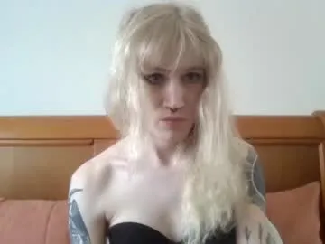 NikkiBea – webcam model profile photo Image 8