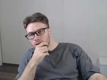 HoneyyBrowny – webcam model profile photo Image 2