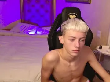 ian_flor – webcam model profile photo Image 14