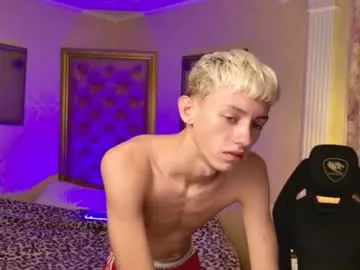 ian_flor – webcam model profile photo Image 15