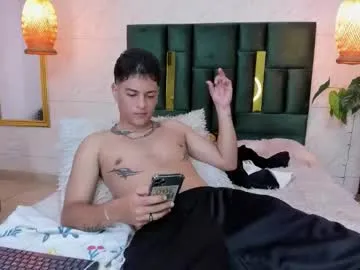 kinkyhousexxx – webcam model profile photo Image 16