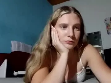 CamilaAlzate – webcam model profile photo Image 17