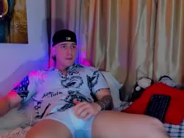 VioletPearsson – webcam model profile photo Image 14