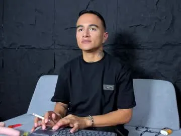 CristalBaldwin19 – webcam model profile photo Image 4