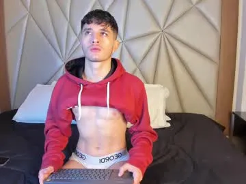 mratheman – webcam model profile photo Image 8
