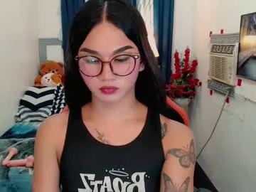 sexmittennjoytoy – webcam model profile photo Image 13