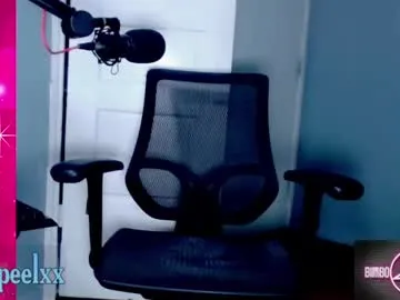 chloe_cherry21 – webcam model profile photo Image 15