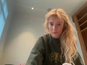 hrnxyygirl – webcam model profile photo Image 5