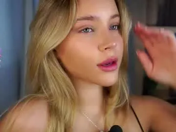 lipswithsmileonthem Image 14