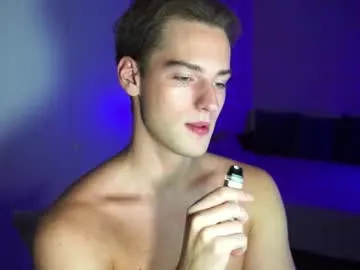 KateValencia – webcam model profile photo Image 14