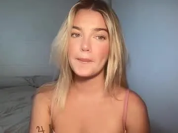 SilviaPastori – webcam model profile photo Image 10