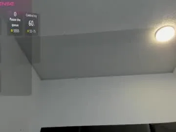 PerlaJackson – webcam model profile photo Image 9