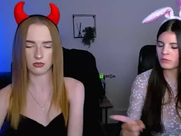 Bella_Jonnes – webcam model profile photo Image 10