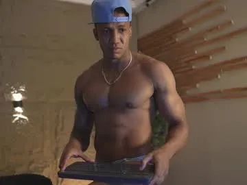 Live with EmaMillers on FliCam Image 15