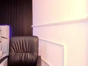 SandiSquirts – webcam model profile photo Image 9