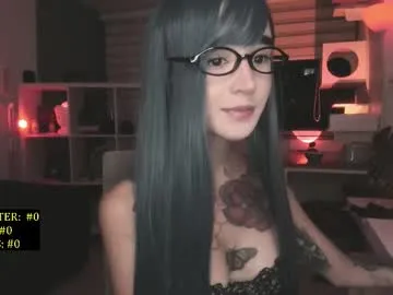 VeroniicaRoss – webcam model profile photo Image 7