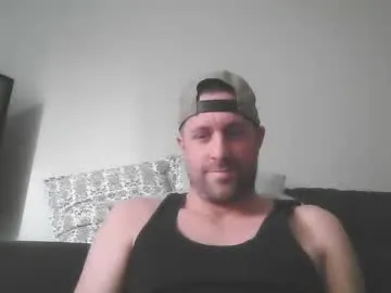 love2show21 – webcam model profile photo