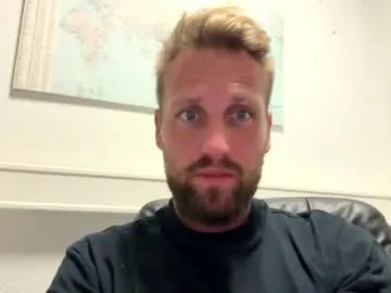 Lililth_Capri77 – webcam model profile photo Image 12