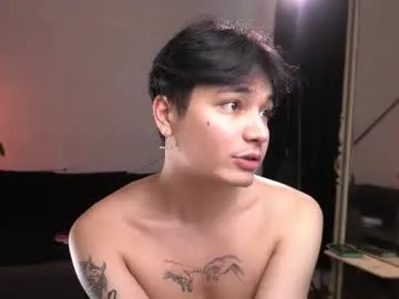 LauraJean – webcam model profile photo Image 14