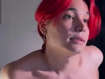 LauraJean – webcam model profile photo Image 2