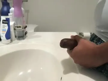 Live with EmaMillers on FliCam Image 2