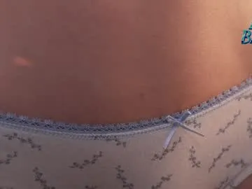 Devileyesxo – webcam model profile photo Image 17