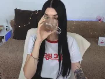 chloe_cherry21 – webcam model profile photo Image 15