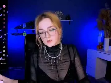 luna_berryy Image 16