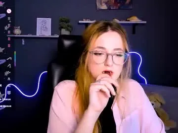 luna_berryy Image 18
