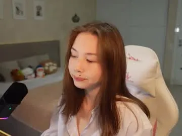 Live with perla_kem_ on FliCam Image 3