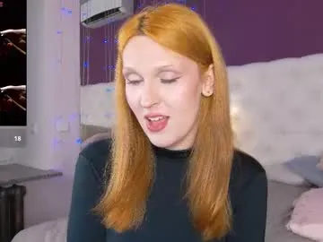 Live with _Crystal_evains on FliCam Image 12