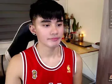 AuryPineda – webcam model profile photo Image 16