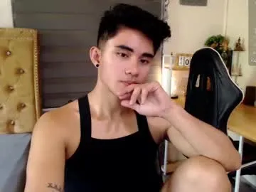 AuryPineda – webcam model profile photo Image 7