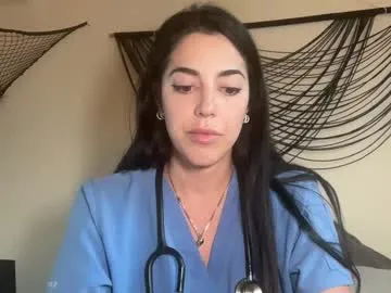 LucieHells – webcam model profile photo Image 7