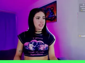 valeria_lewiis – webcam model profile photo Image 18