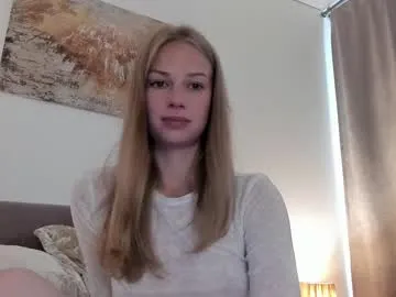 ArianaSole – webcam model profile photo Image 16