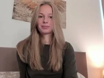 ArianaSole – webcam model profile photo Image 19