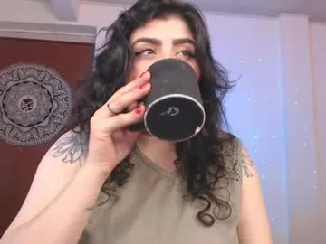 Lililth_Capri77 – webcam model profile photo Image 14