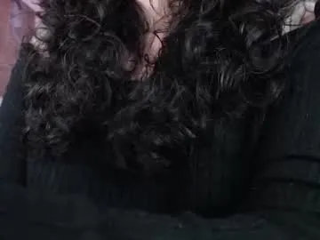 Lililth_Capri77 – webcam model profile photo Image 5