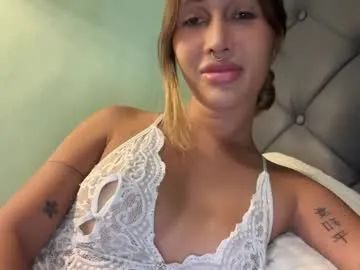 BitchySalome – webcam model profile photo Image 16