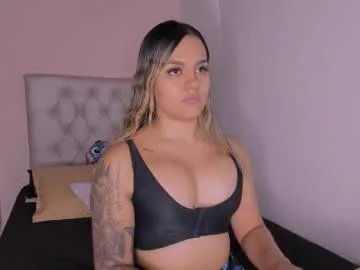 TeenieMarie – webcam model profile photo Image 7