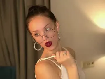 GLaM_GoDdEsS_143 – webcam model profile photo Image 4